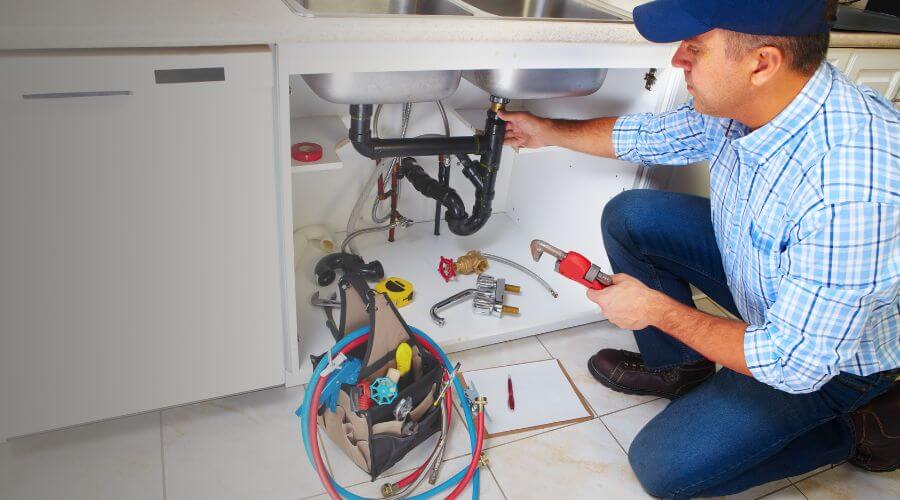 Expert burst pipe repair services in Kemp, OK